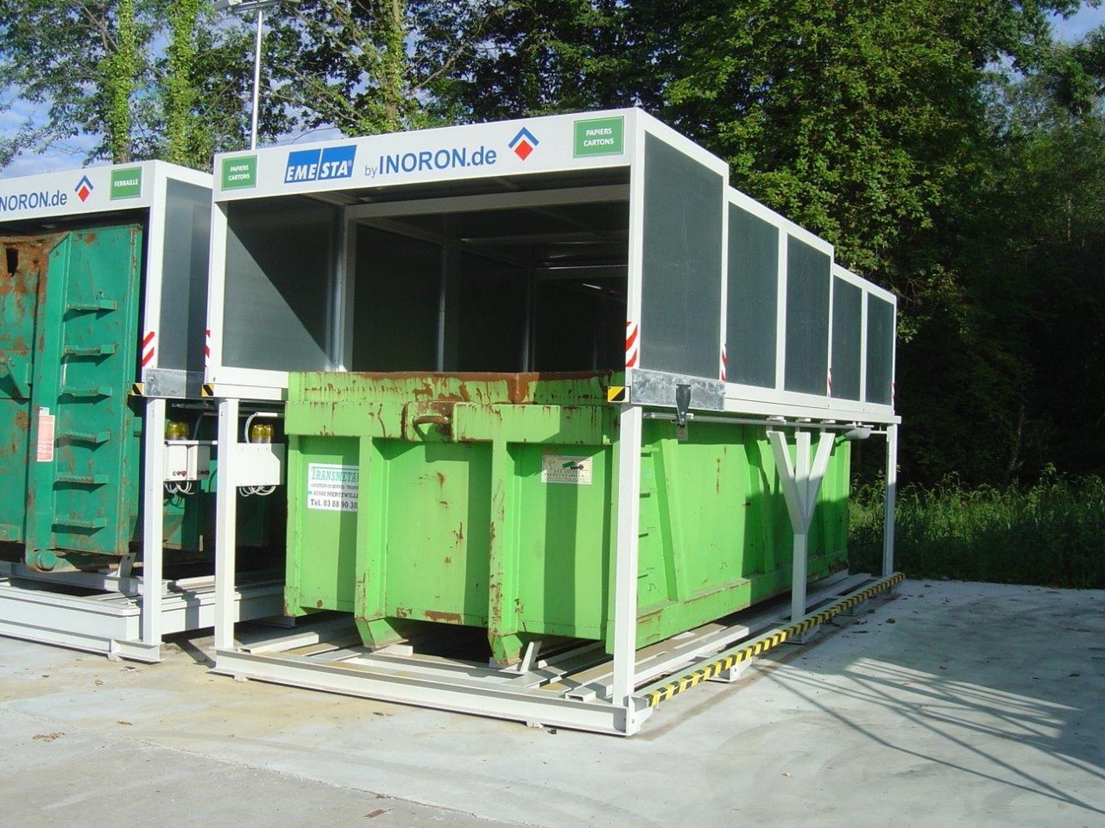 Containerstellplatz Abroller – Vossloh (2.1) Containerstellplatz - Nur-Dach Modell